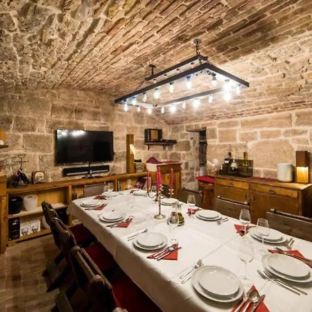Hotel Stanica - The Imperial Route Heritage Experience Ravno